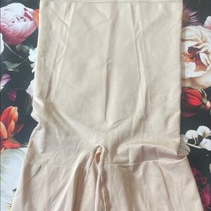 SPANX Cream High-Waist Shaping Shorts